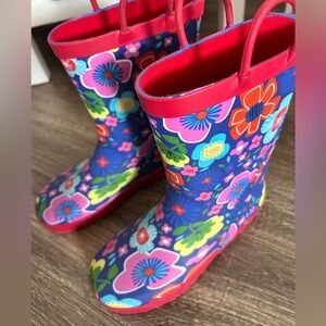Like new rain boots size 2